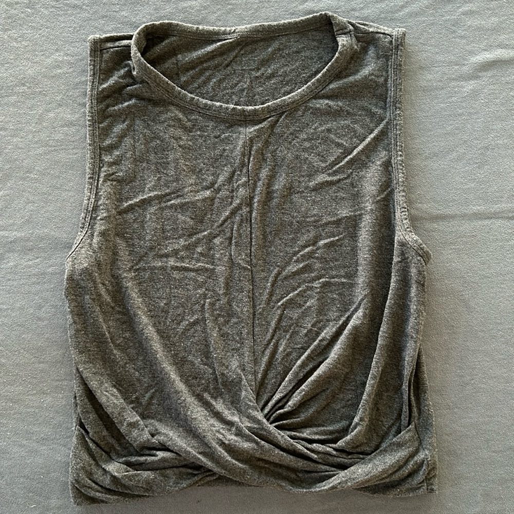Alo Cover Tank. Gray. Size S.